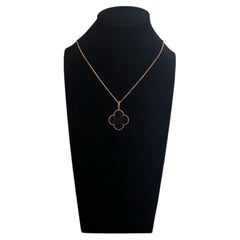 Collier Van Cleef & Arpels Magic Onyx & Or Jaune