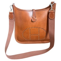 Sac Hermès Evelyne PM Cuir Barenia année 2000