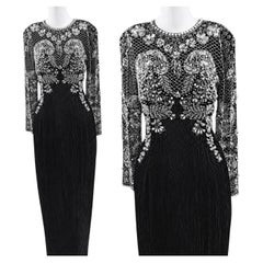 Anni '90: abito da sera in seta "Black Tie" di Oleg Cassini, riccamente decorato con perline, taglia UK 12, US 10