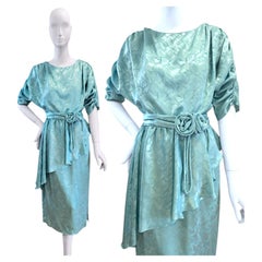 Abito vintage Ronald Joyce degli anni ’80, modello “After Six” in jacquard color acquamarina, stock invenduto con etichette
