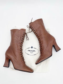 Prada F/W 2001 Runway Cognac Brown Lace Up Mid Calf Victorian Boots IT 39.5