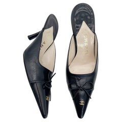 Chanel Vintage Classic Black Leather CC Logo Bow Pointed Toe Mule Heels EU 37