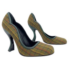 Prada Vintage F/W 2004 Plaid Lizard Embossed Trim Sculptural Heel Pumps IT 39.5