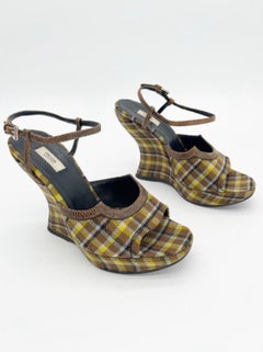 Prada Fall 2004 Runway Brown Yellow Plaid Preppy Sculptural Wedge Sandals IT 35