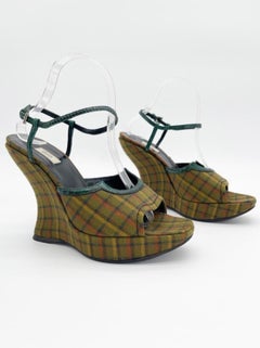 Prada Fall 2004 Runway Green Plaid Croc Trim Sculptural Wedge Sandals IT 39.5