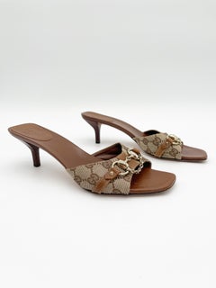 Gucci Vintage Brown Tan GG Monogram Horsebit Chain Canvas Mule Heels US 8.5
