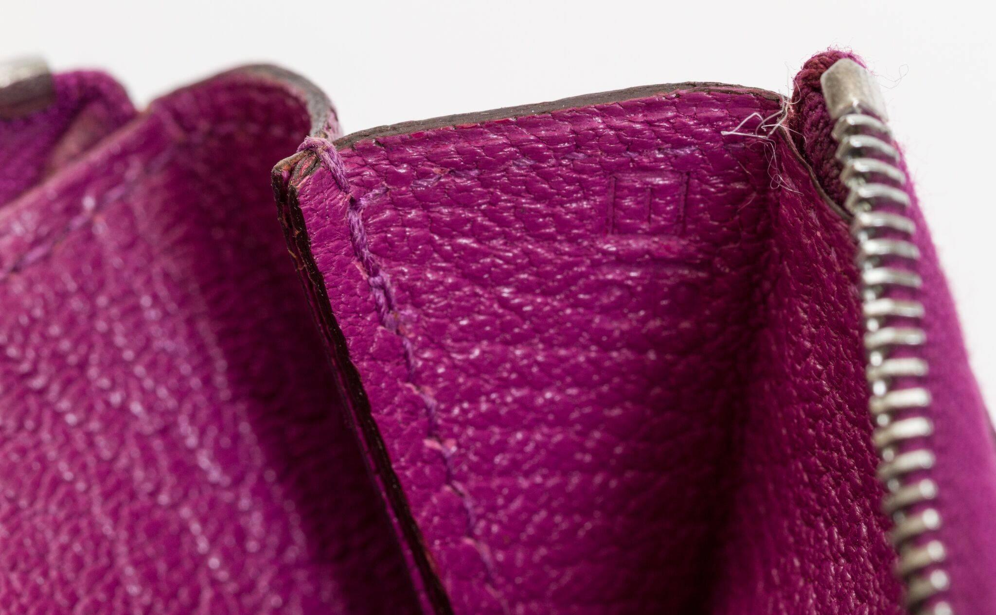 Hermès cattleya purple chevre card wallet (goat skin leather). Date stamp I for 2005.Comes with original box.