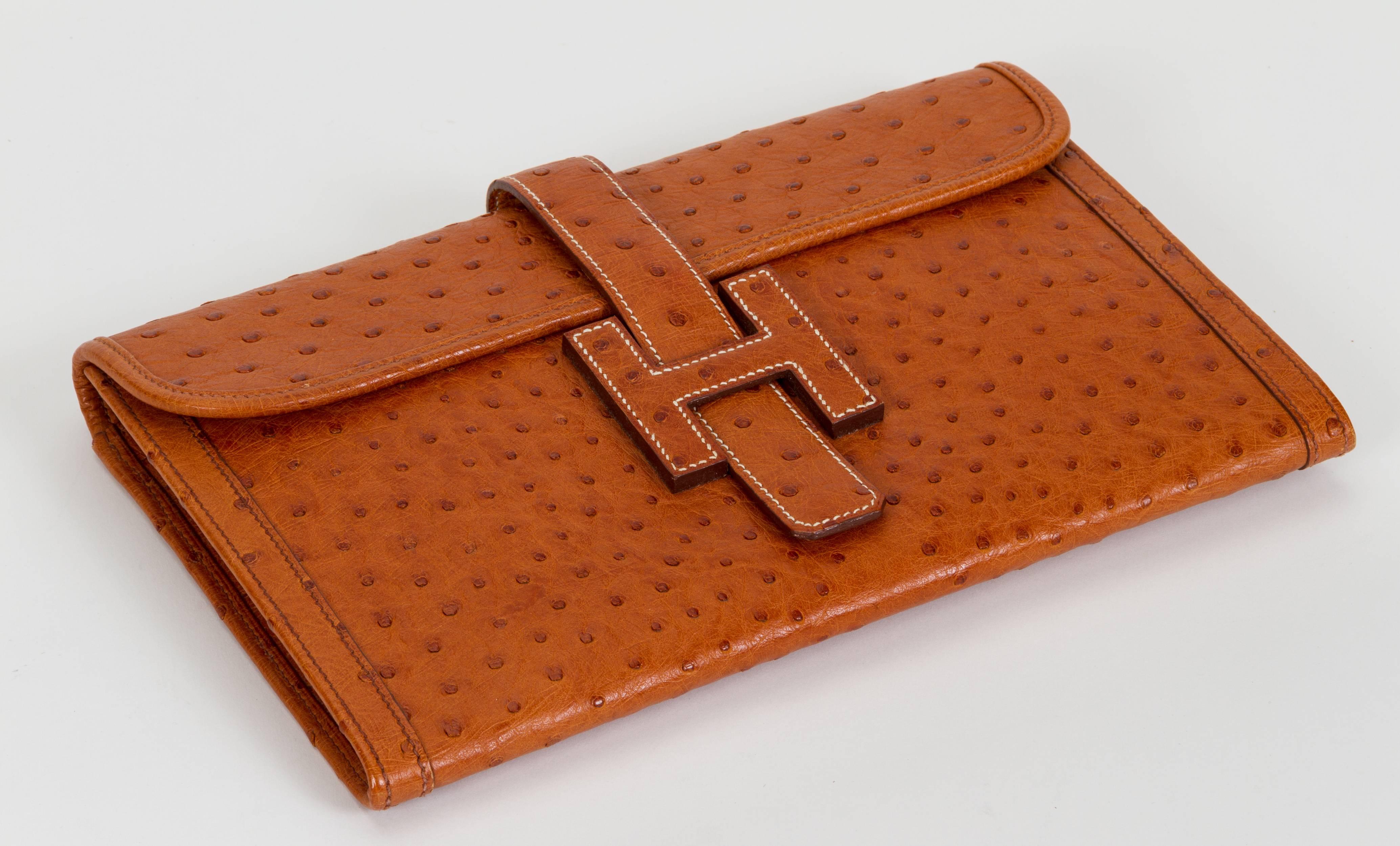 Women's or Men's Hermès Rare Ostrich Gold Jige Clutch Circa 1995