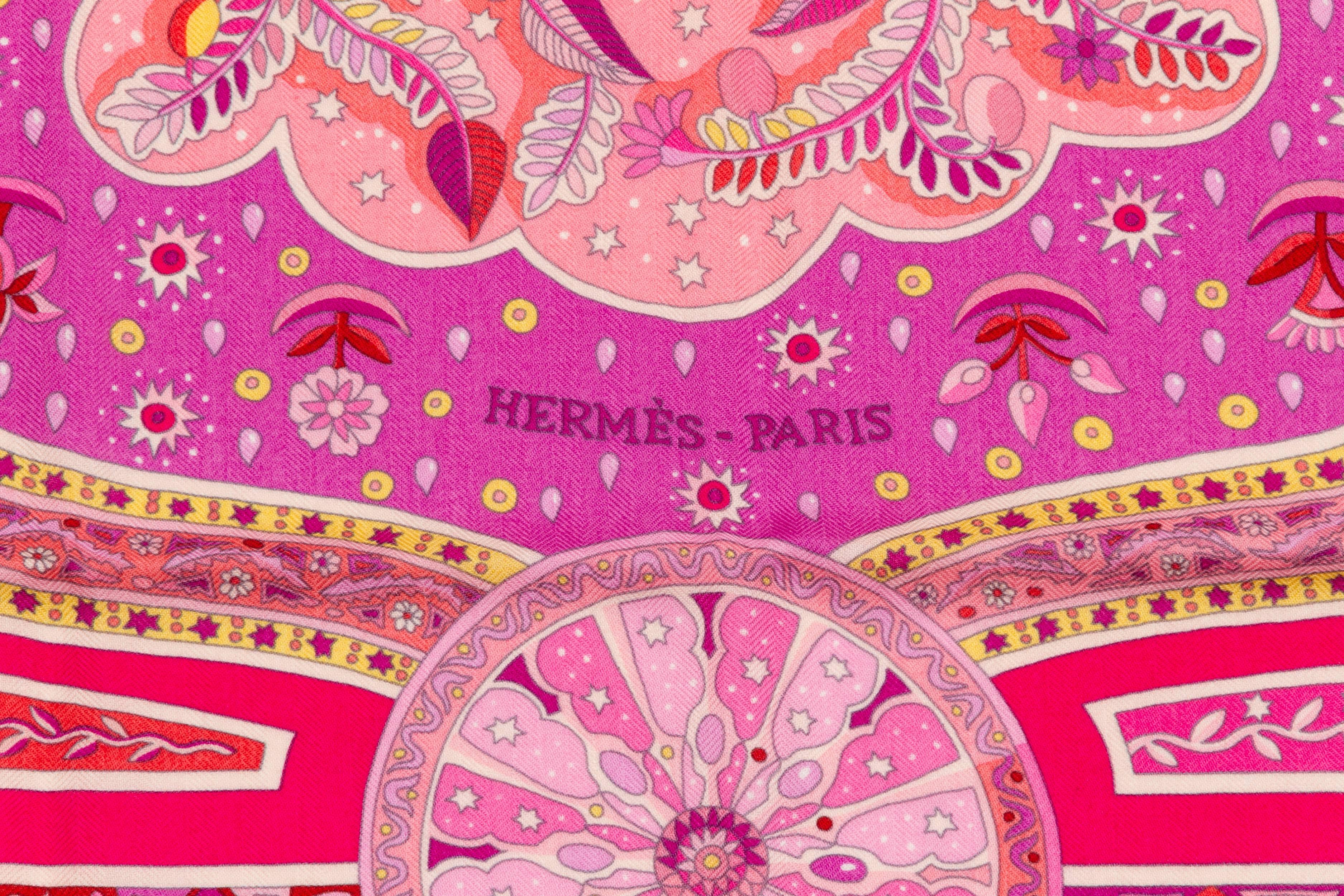 Hermès Aux Portes du Palais cashmere and silk blend oversize 55