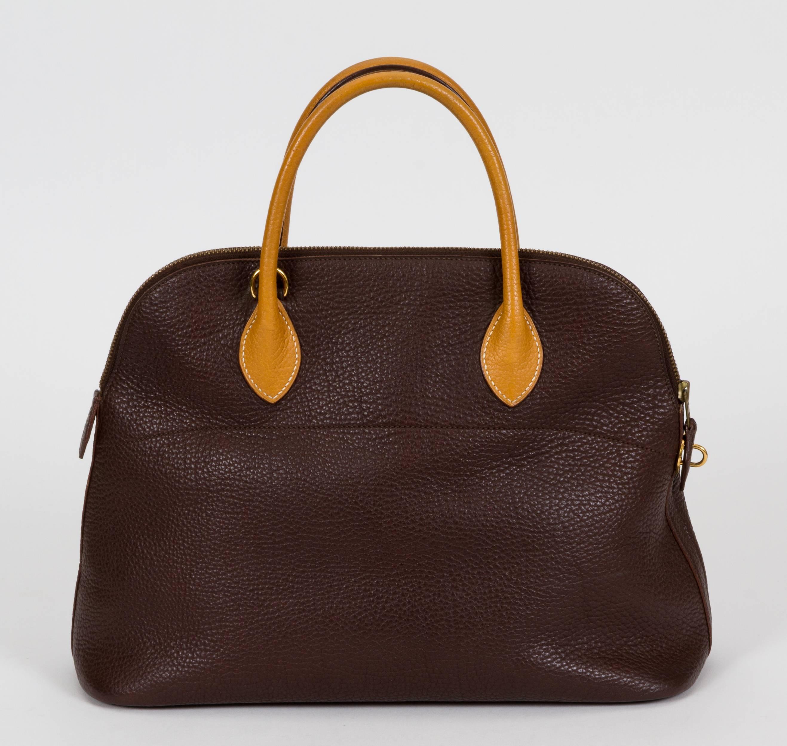 Women's or Men's Hermès Brown Naturel 35cm Bolide Togo Leather Bag