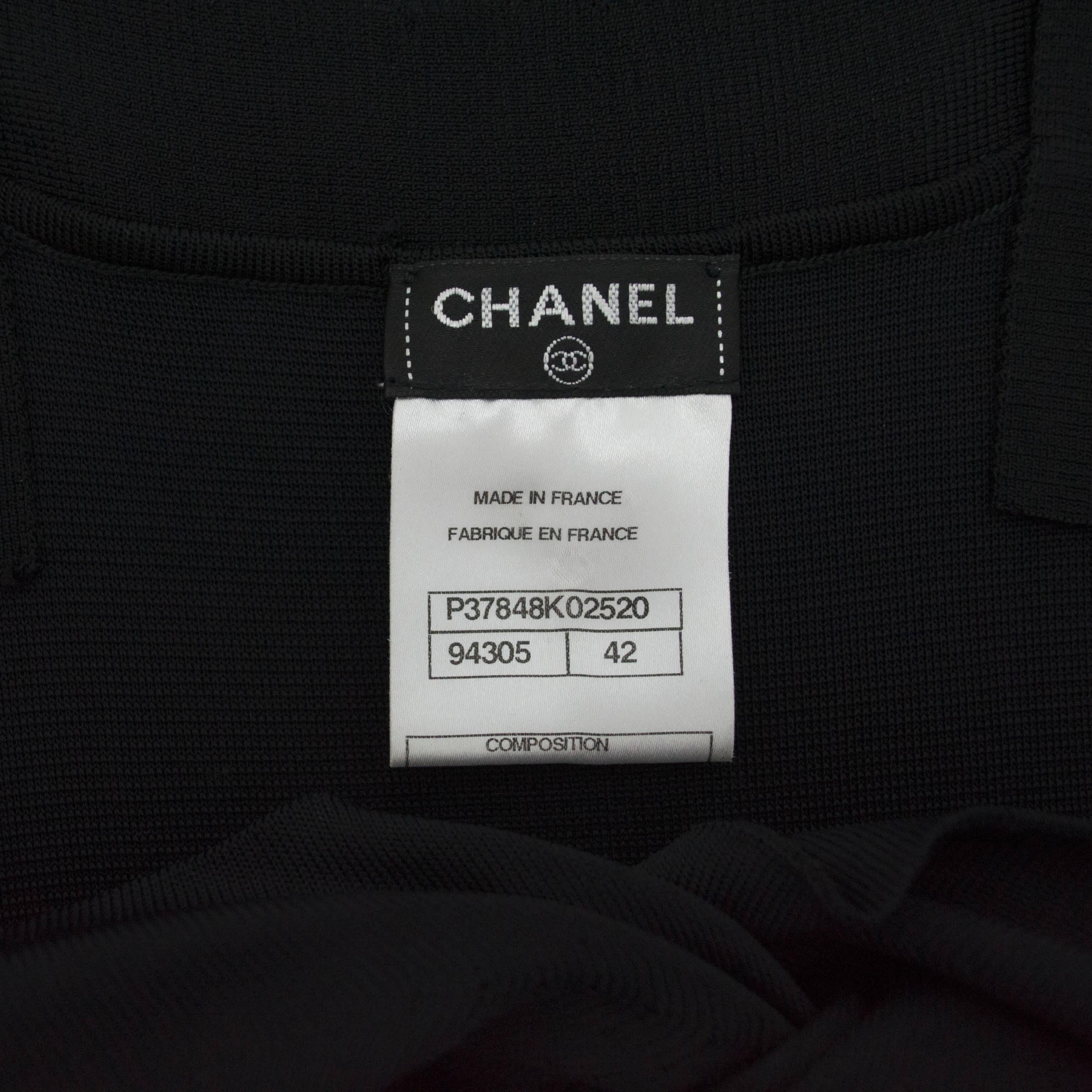 Chanel Black Jersey Fitted Cocktail Dress 42 In Good Condition In West Hollywood, CA