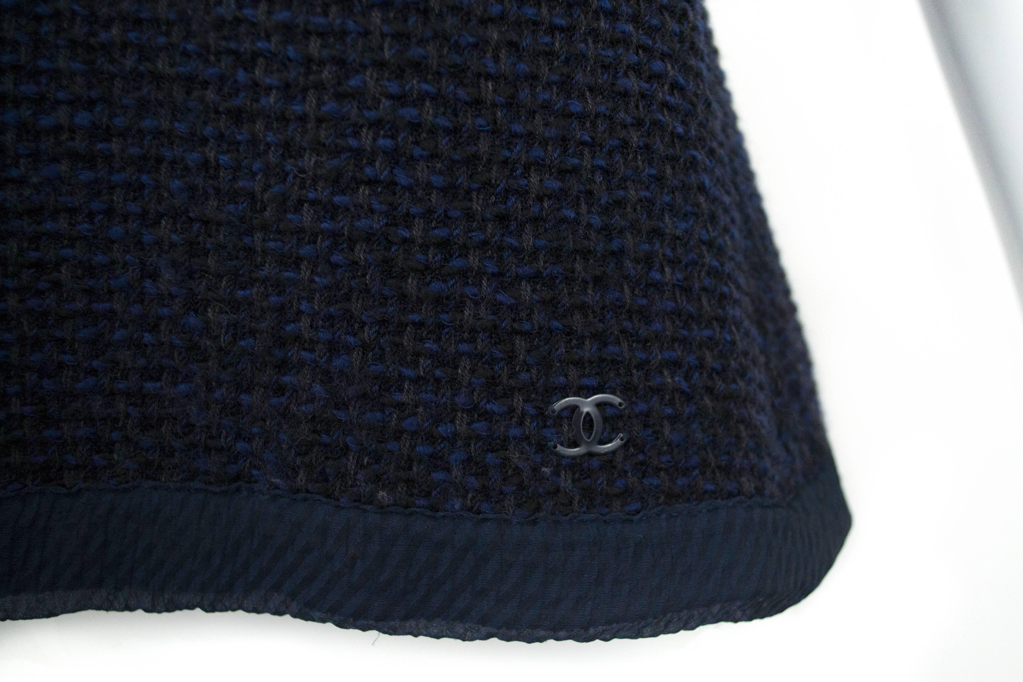 Chanel Wool Boucle Camisole Top 40 1