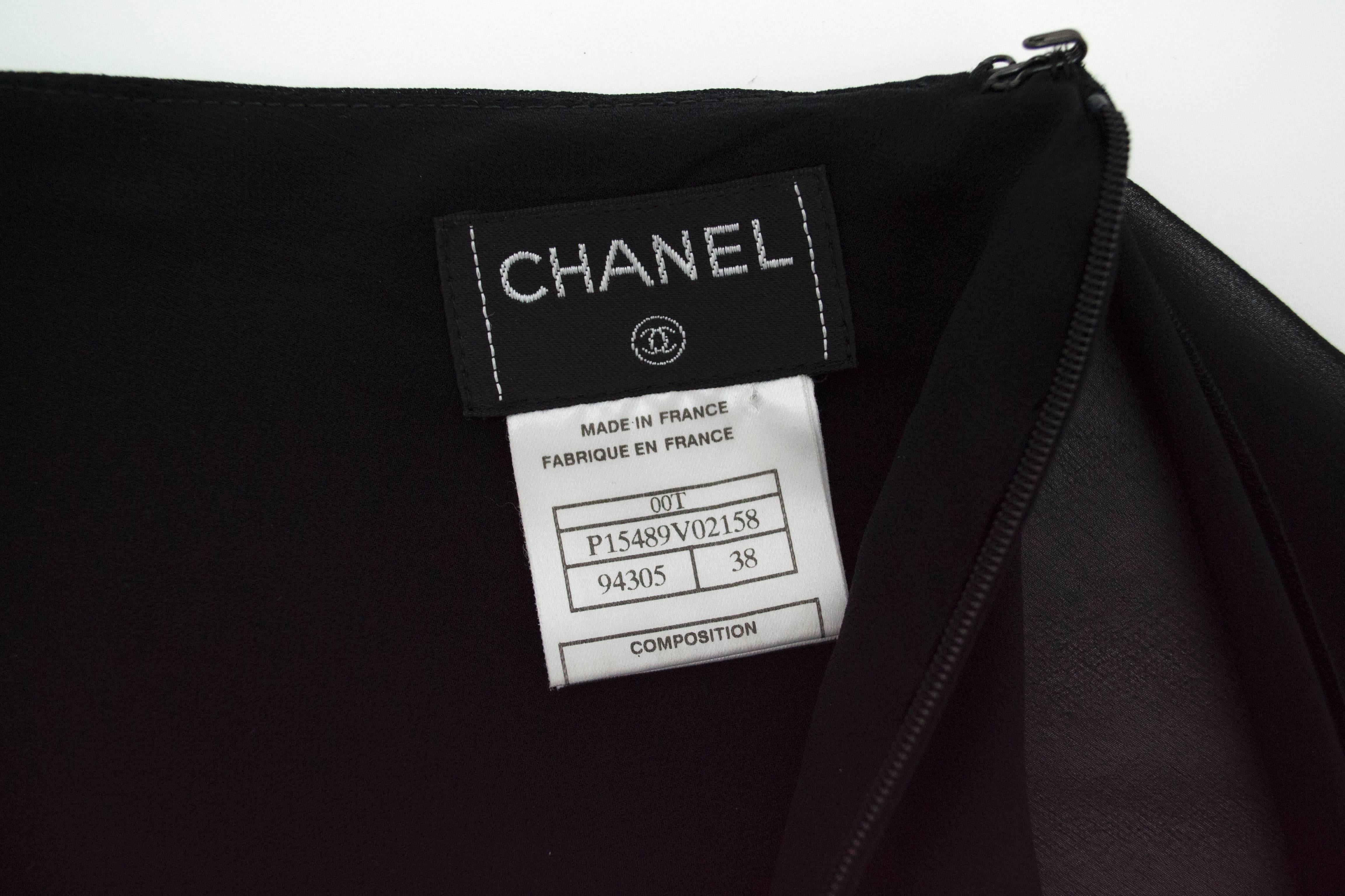 Chanel Schwarzer Chiffon- Train-Rock mit Rüschenmuster 38 im Angebot 3