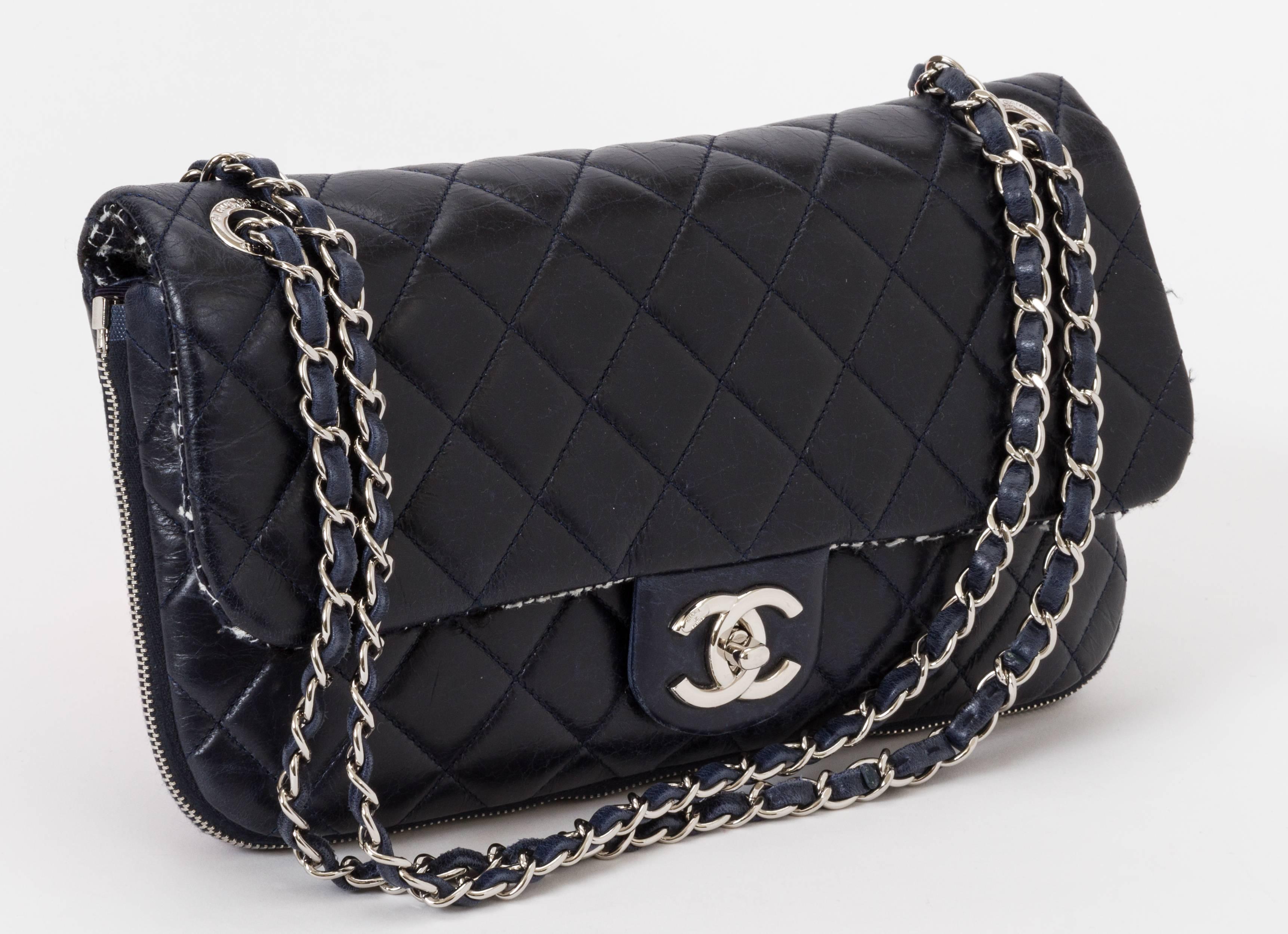 Chanel Navy Tweed Expandable Flap Bag In Good Condition In West Hollywood, CA