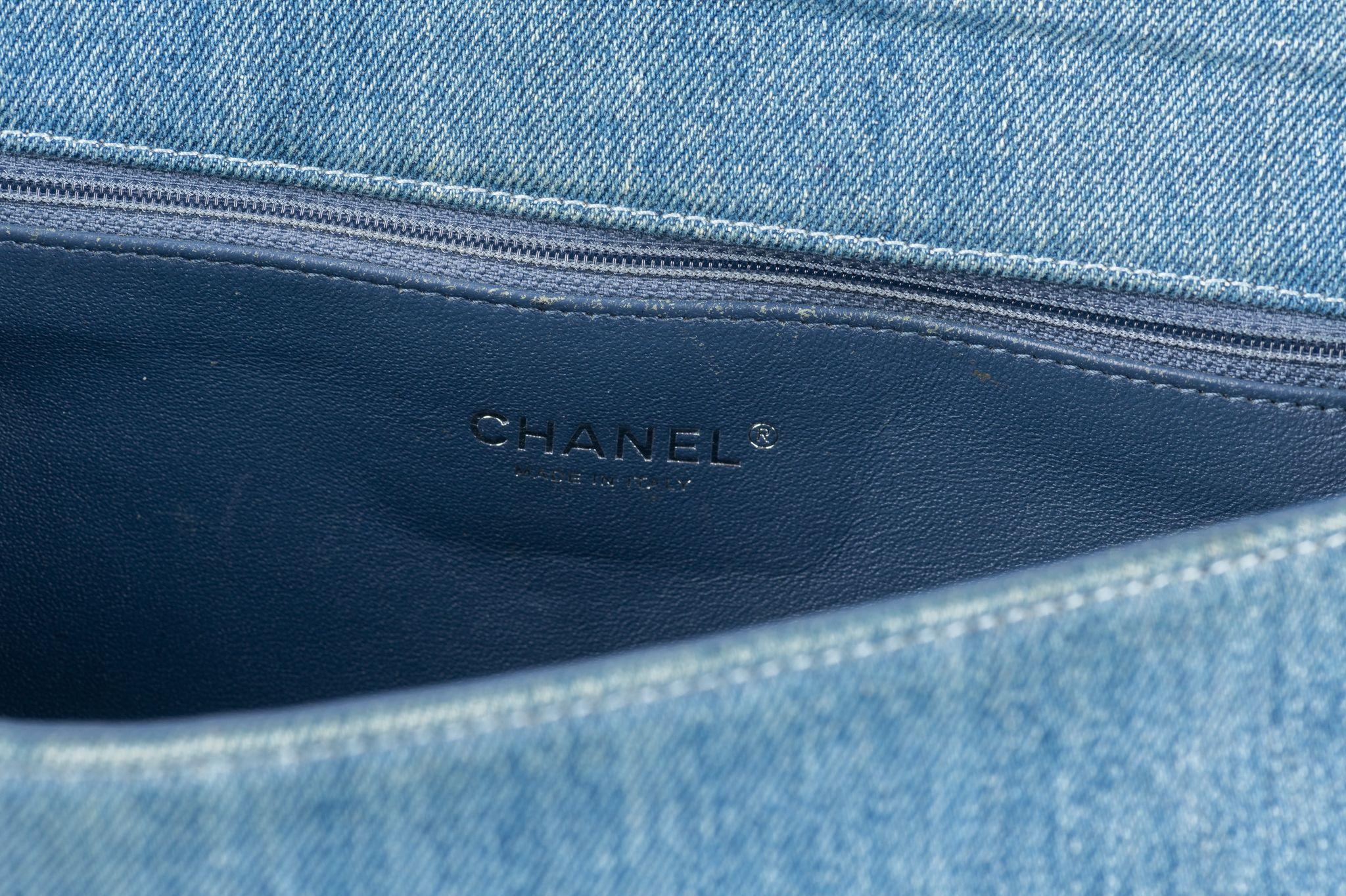 Chanel Denim Quilted Large Boy Flap Blue en vente 6