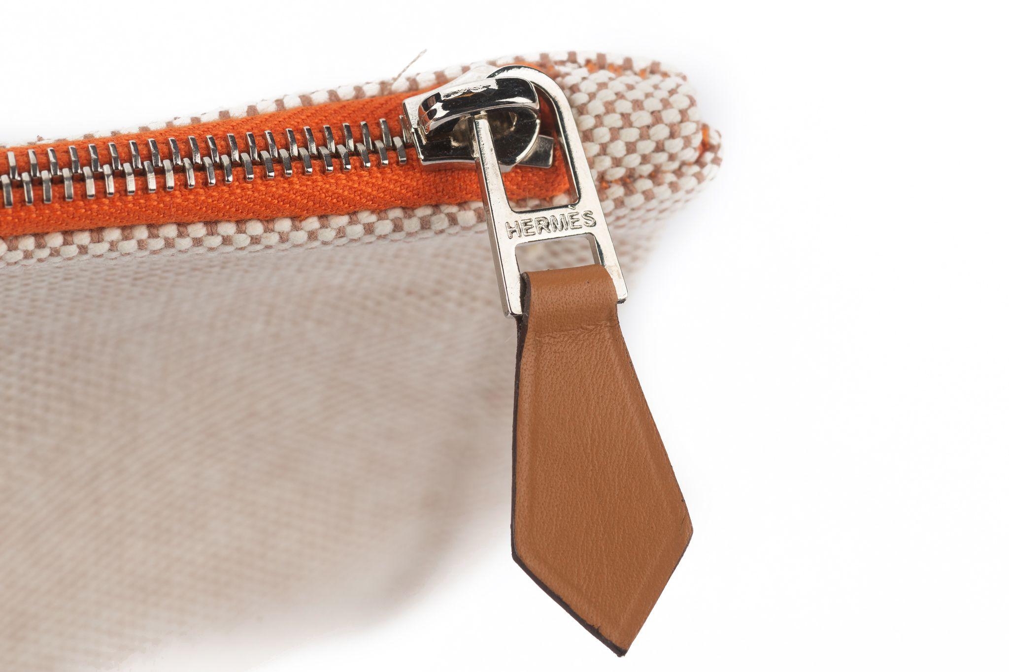 Beige Hermès  New Toile Case Traffic Jam en vente