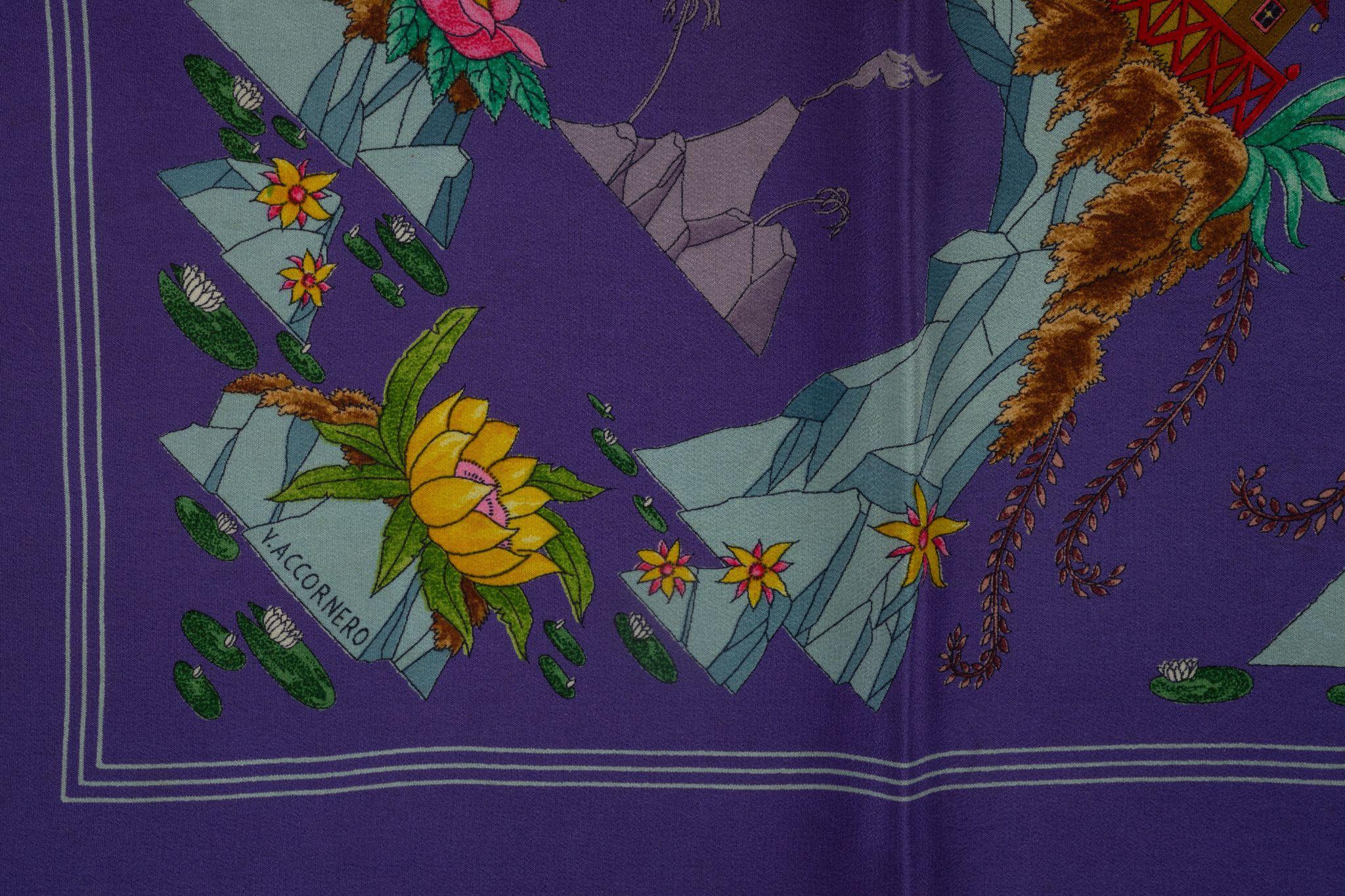 Gucci Vintage Accornero Seidenschal im Zustand „Hervorragend“ im Angebot in West Hollywood, CA