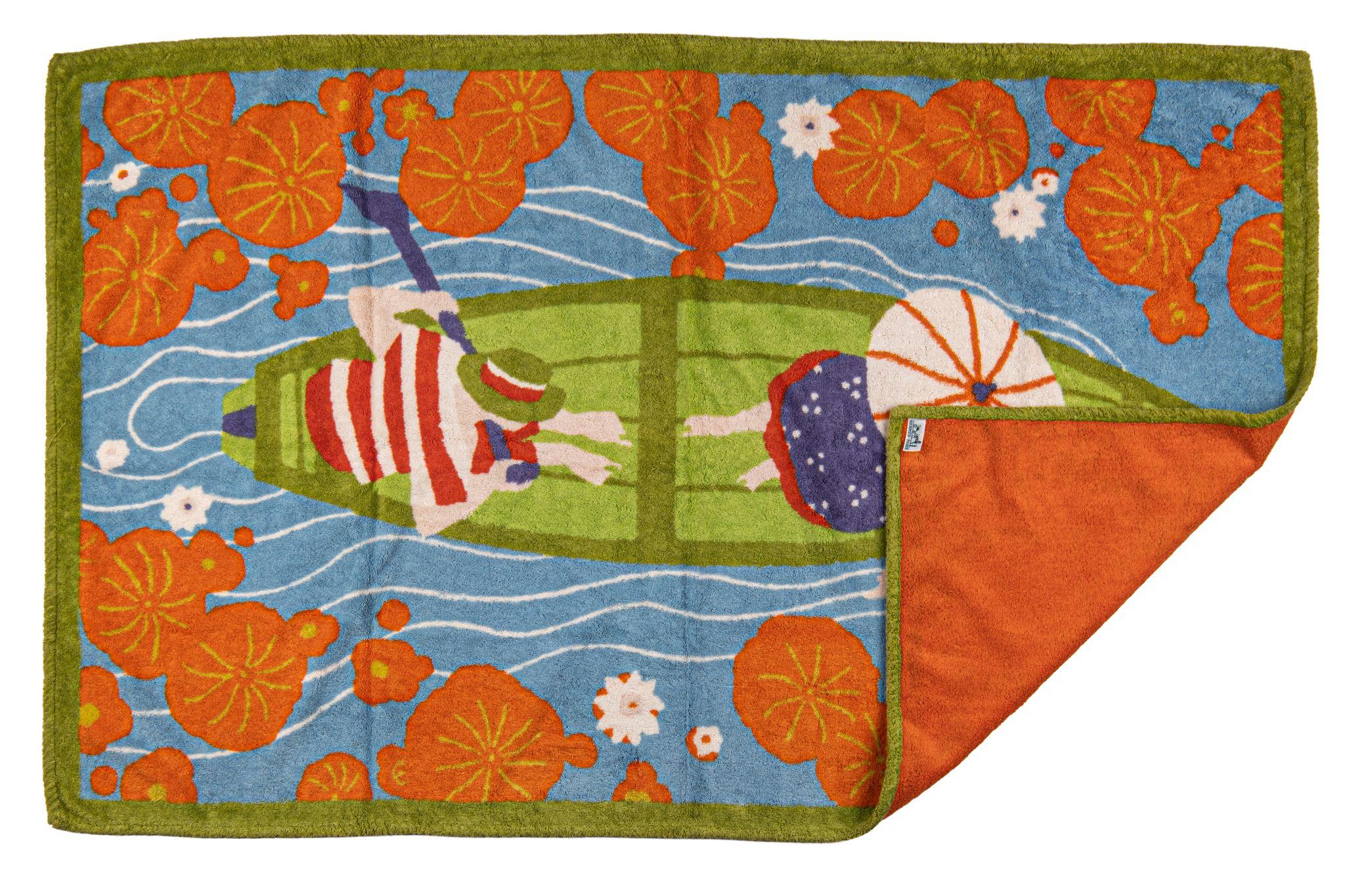 Cette serviette de plage en tissu éponge Hermès est en 100% coton et représente la scène asiatique du Drap de Plage. Pré-aimé en excellent état, pas de défauts.
