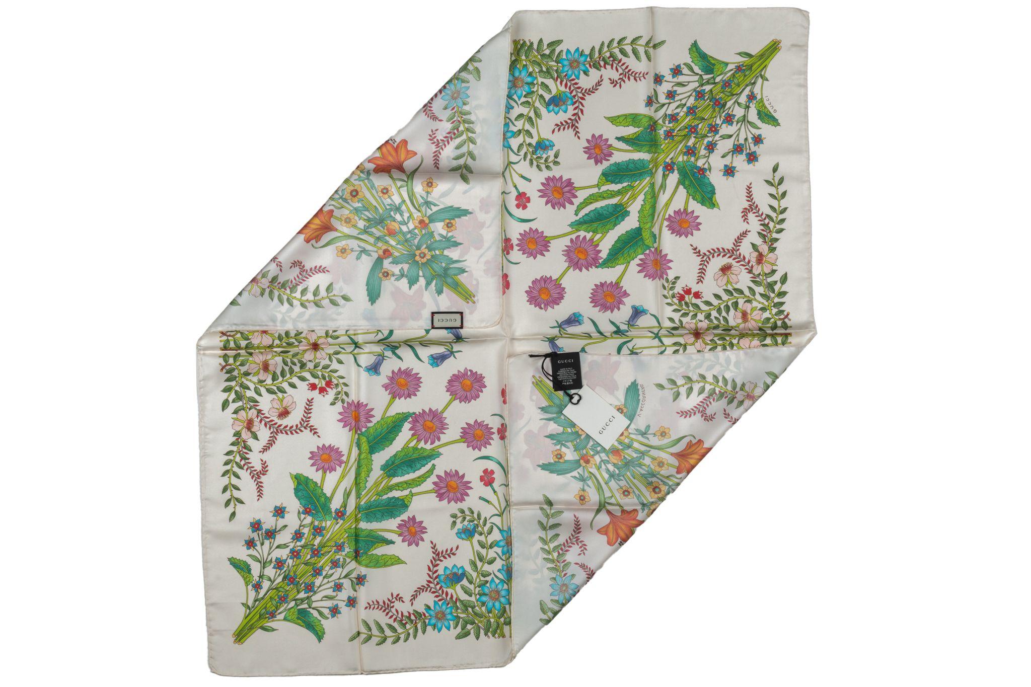 GUCCI New Flora Print Seidenschal (Grau) im Angebot