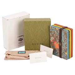 Juego de tres cuadernos pequeños de Gucci, sin estrenar
