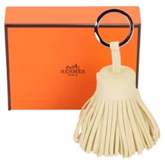 Hermès "Carmen Tassel Key Ring" NIB