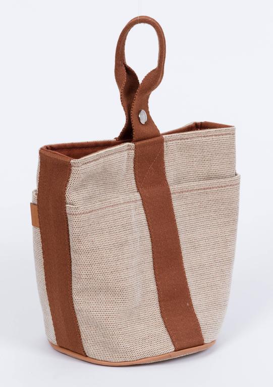 Hermès Two-Tone Toile Bucket Bag For Sale at 1stdibs