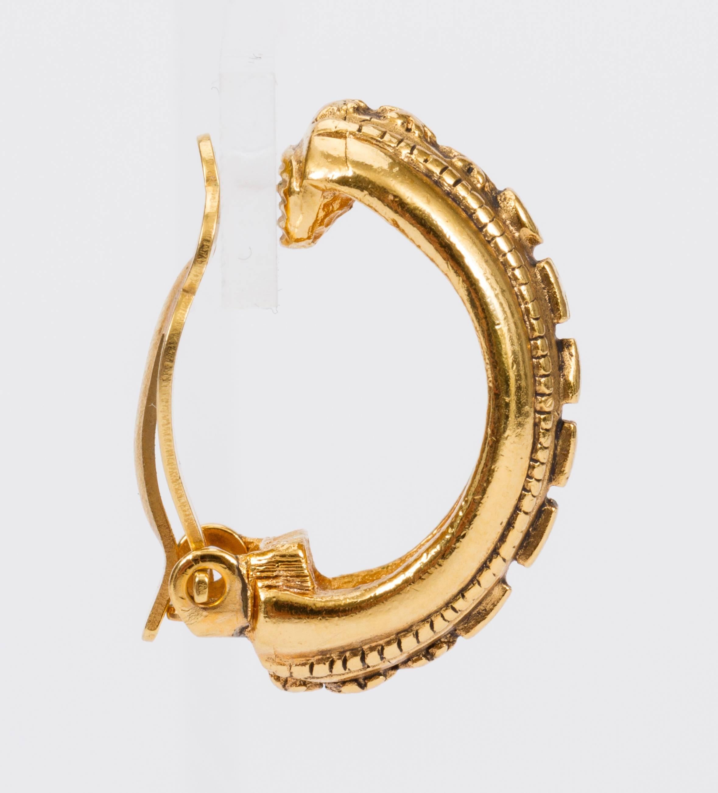Chanel 1980's Vintage Gold Detachable Hoop Earrings 3