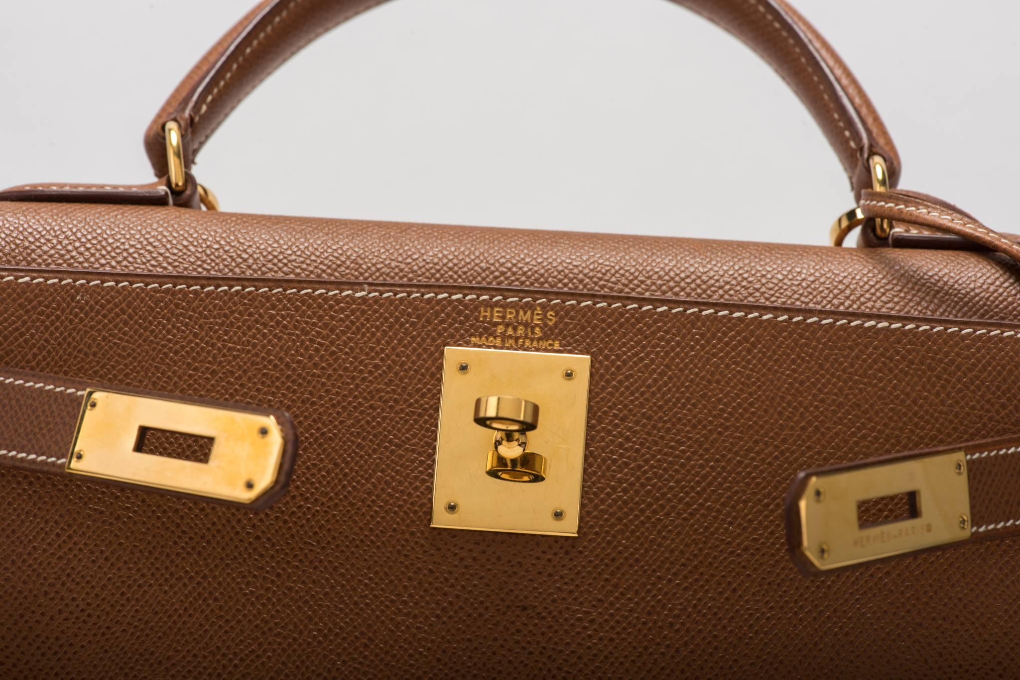 Hermes Kelly 28cm Retourne Gold Epsom In Good Condition In West Hollywood, CA