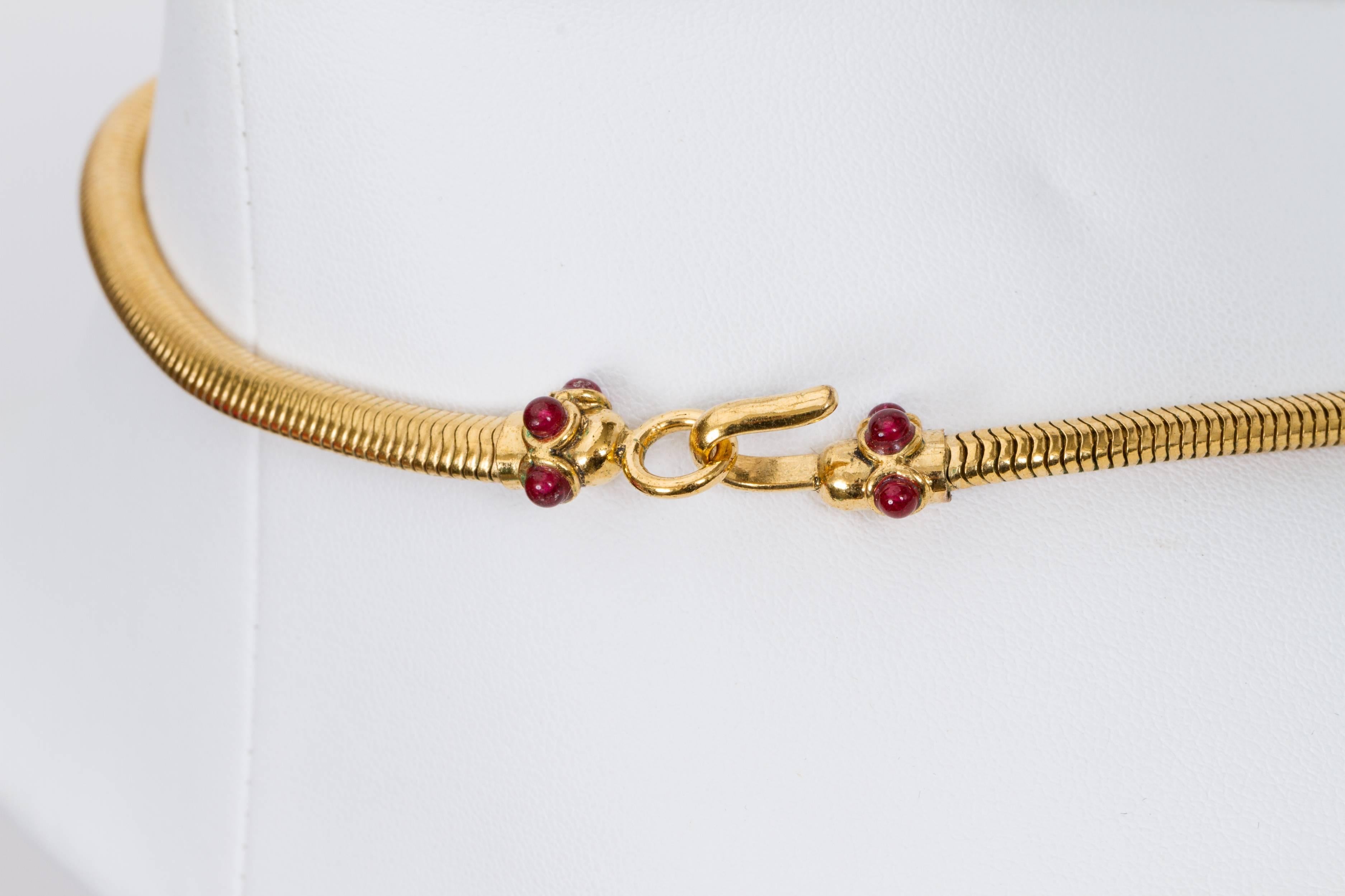 Chanel Berry Gripoix Camellia Choker Necklace In Excellent Condition In West Hollywood, CA