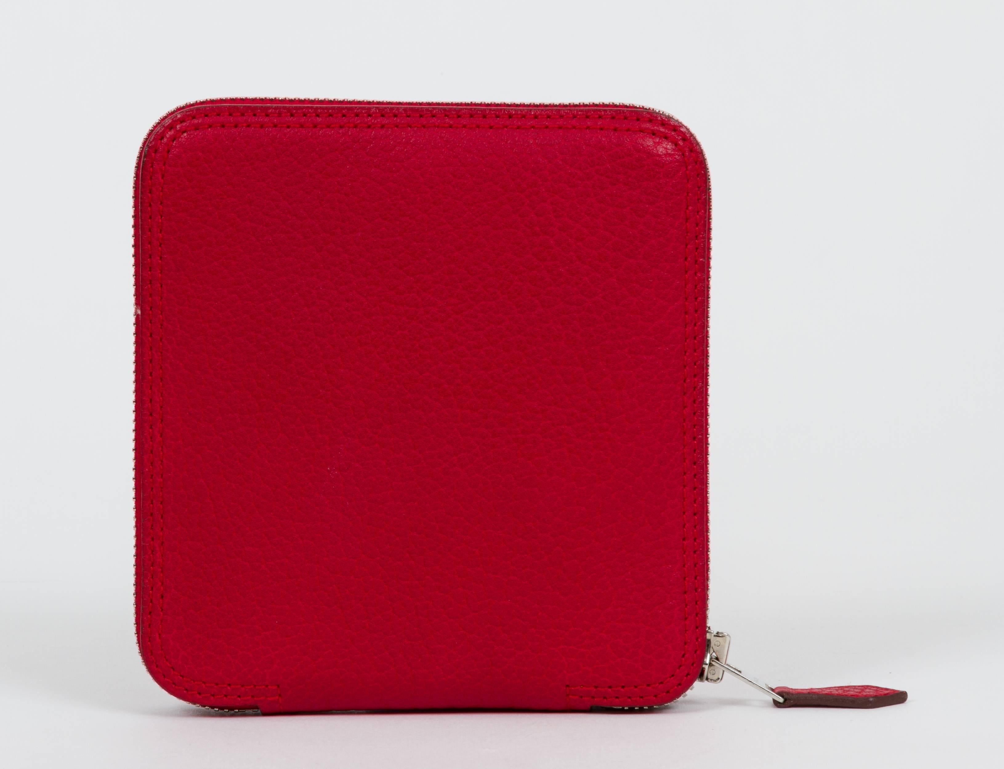 Hermès Red Silky Pop Bag In Excellent Condition For Sale In West Hollywood, CA