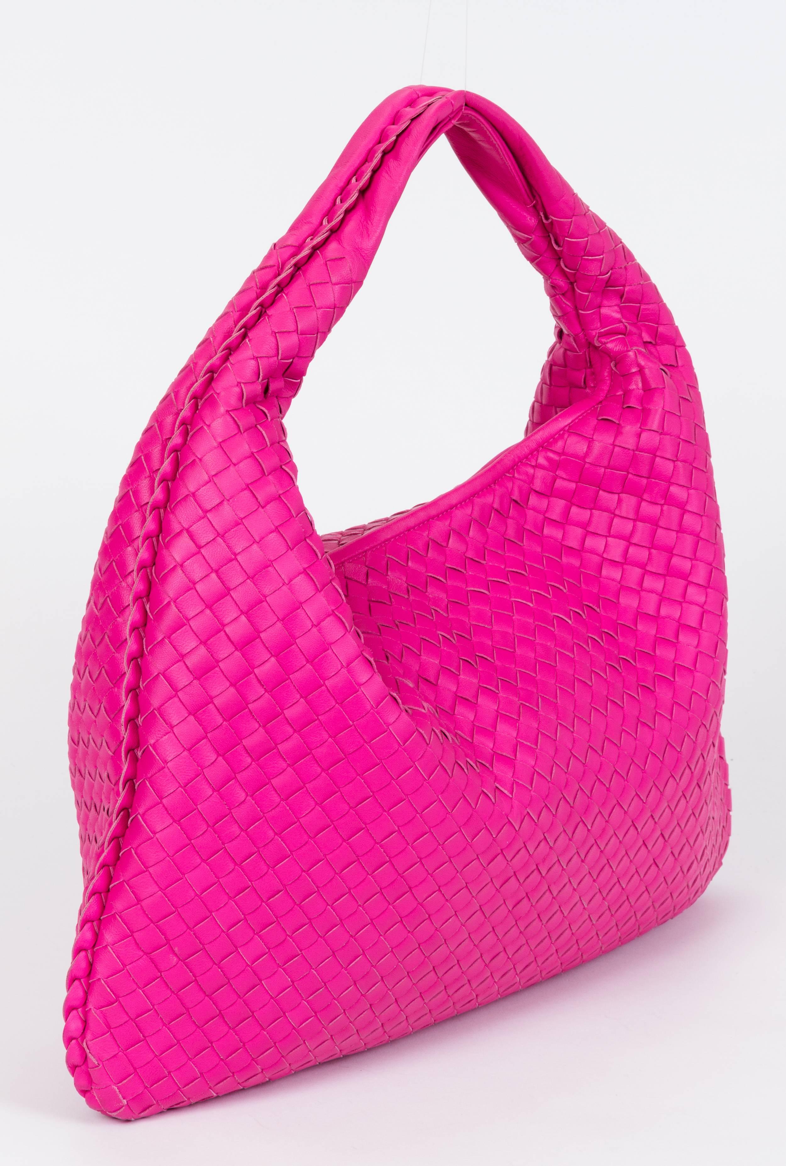 Bottega Veneta classic intrecciato lambskin fuchsia hobo shoulder bag. Brand new with matching leather covered mirror , booklet and dust cover (generic).