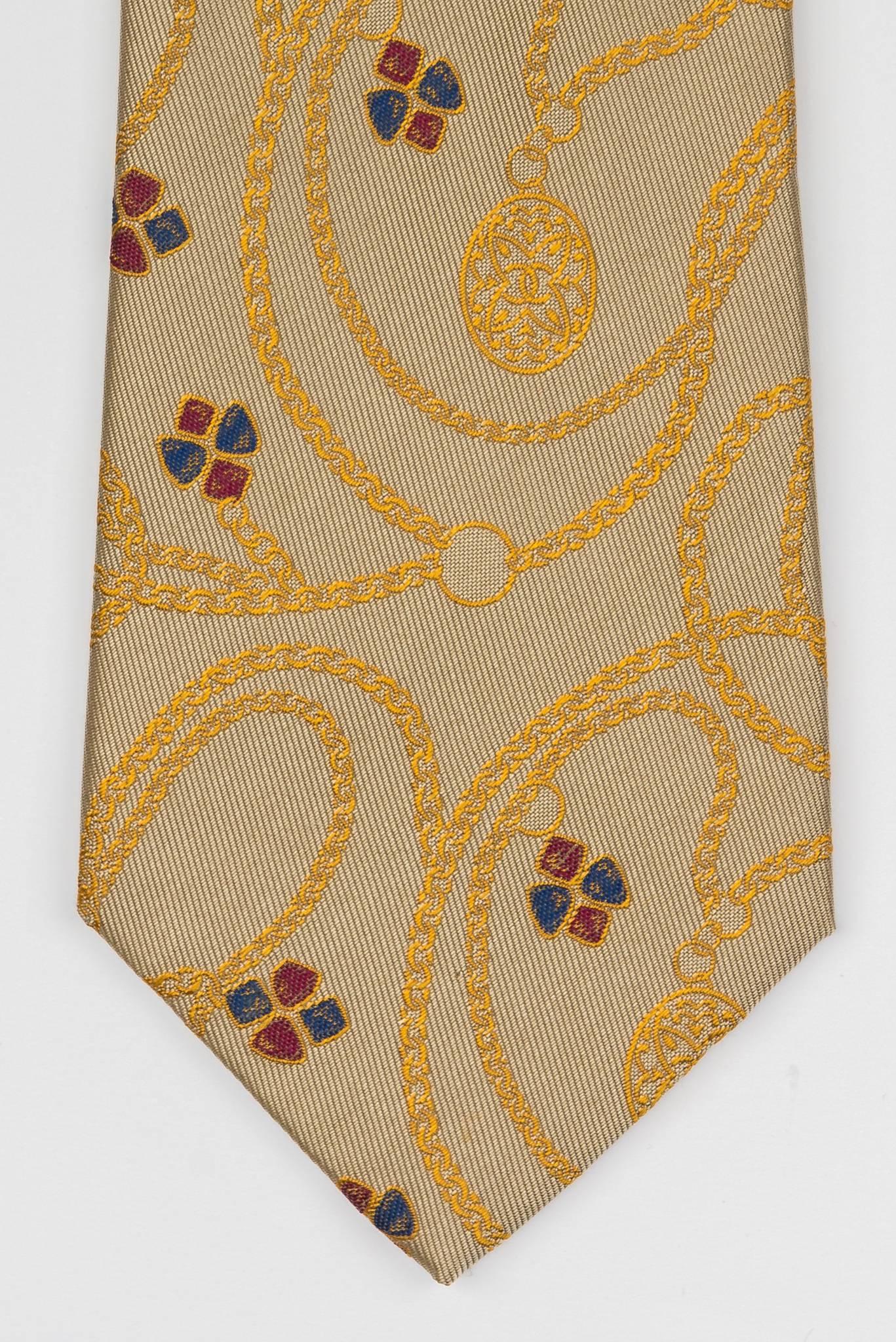 New Chanel Gold Chain Gripoix Silk Tie In New Condition In West Hollywood, CA