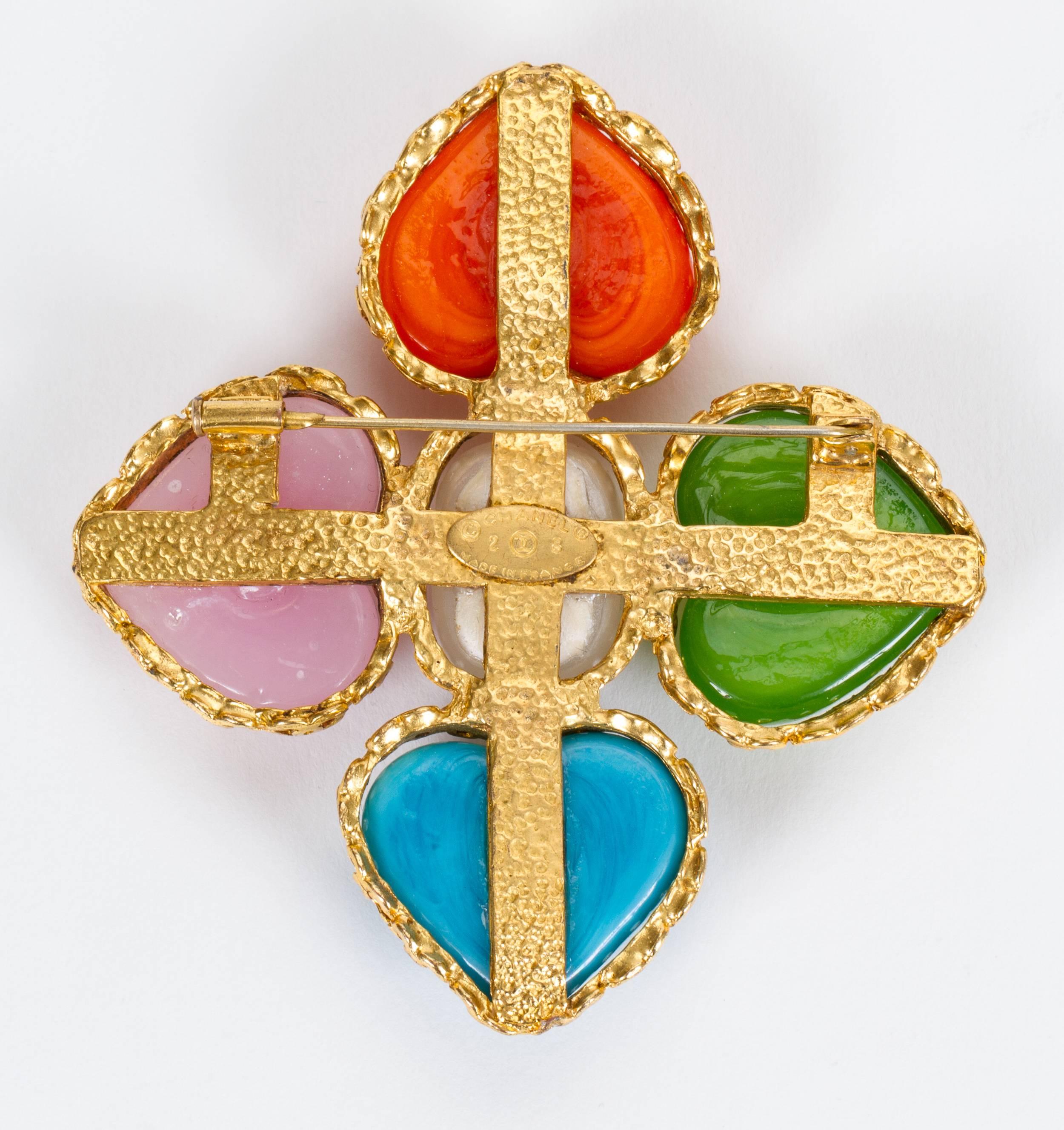 Women's 1980's Chanel Rare Heart Gripoix Pin