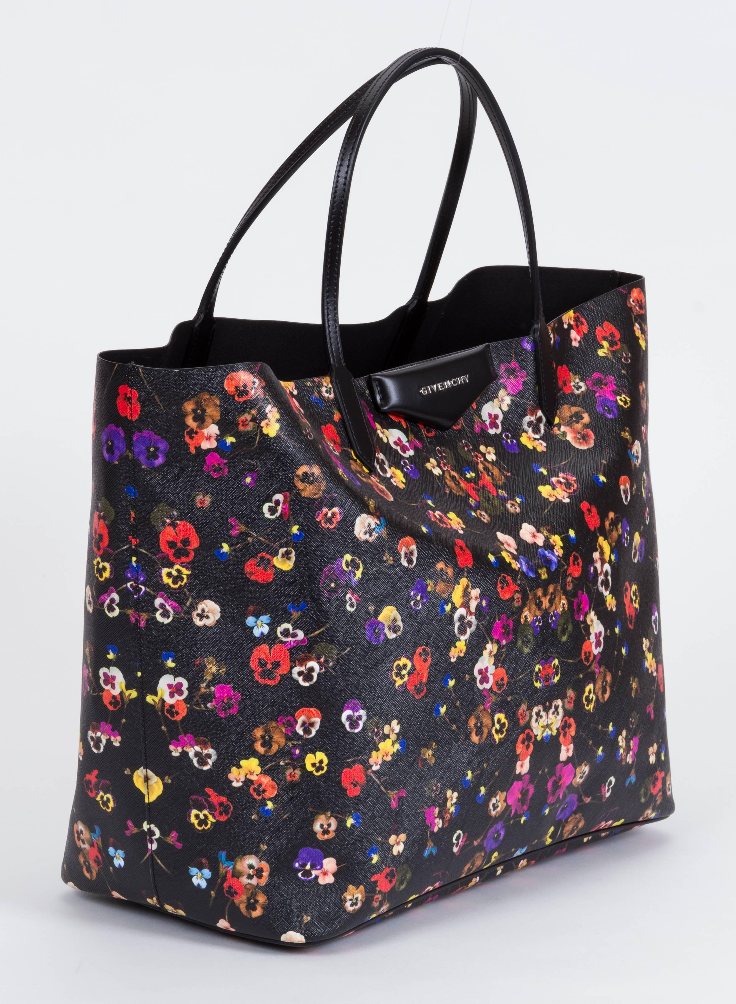 Givenchy brand new large flower antigona shopper. Saffiano leather imitation with multicolor flower pattern. Handle drop 7