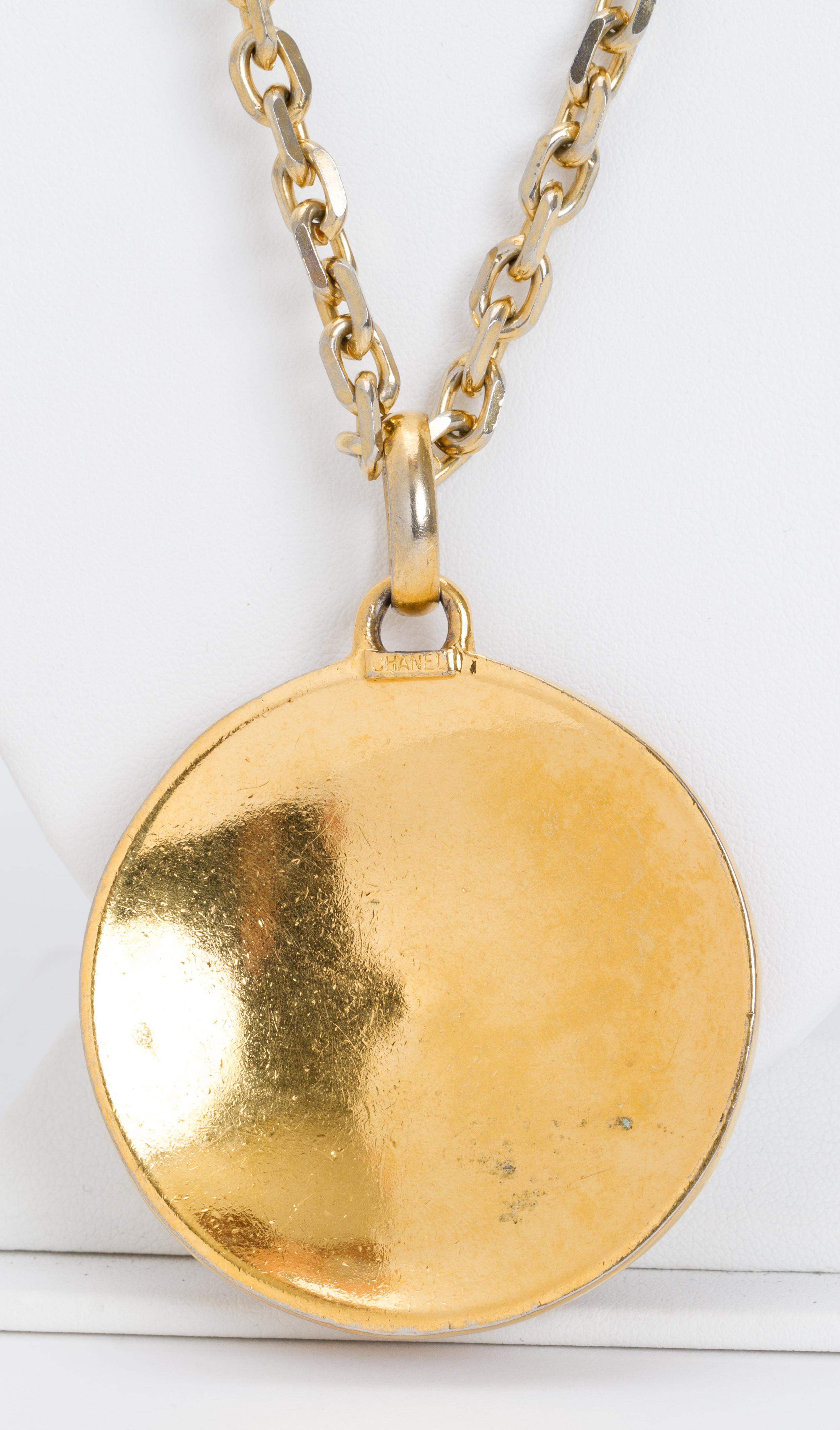 Women's 1970s Chanel Enamel Gold Pendant Necklace