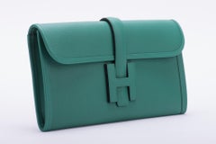 Brand New in Box Hermes Vert Vertigo Jige Elan Clutch Bag