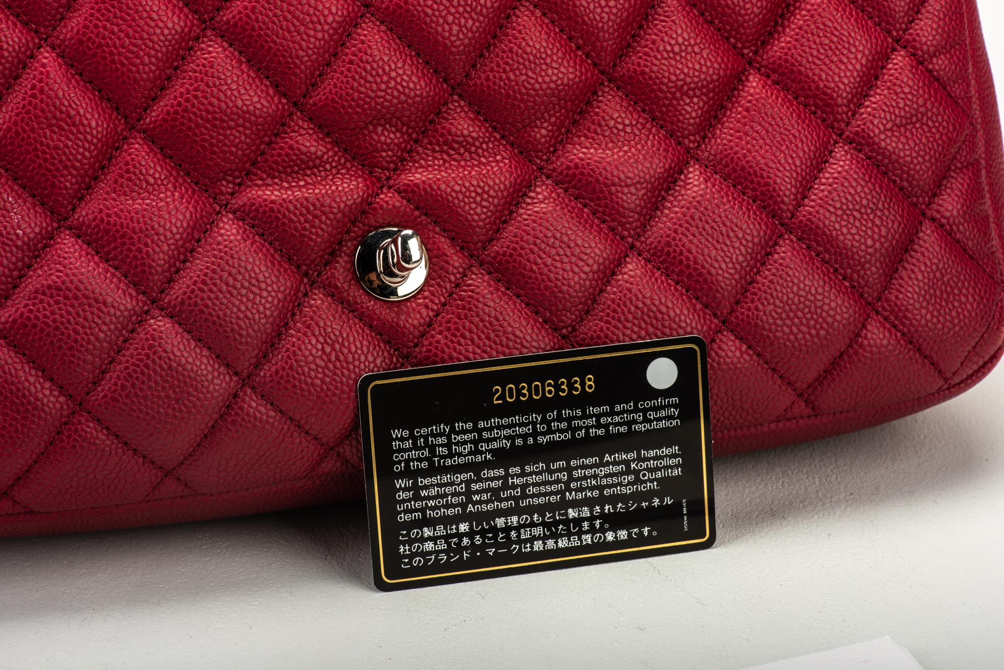 Women's Chanel Cherry Red Jumbo Zipped Flap Bag