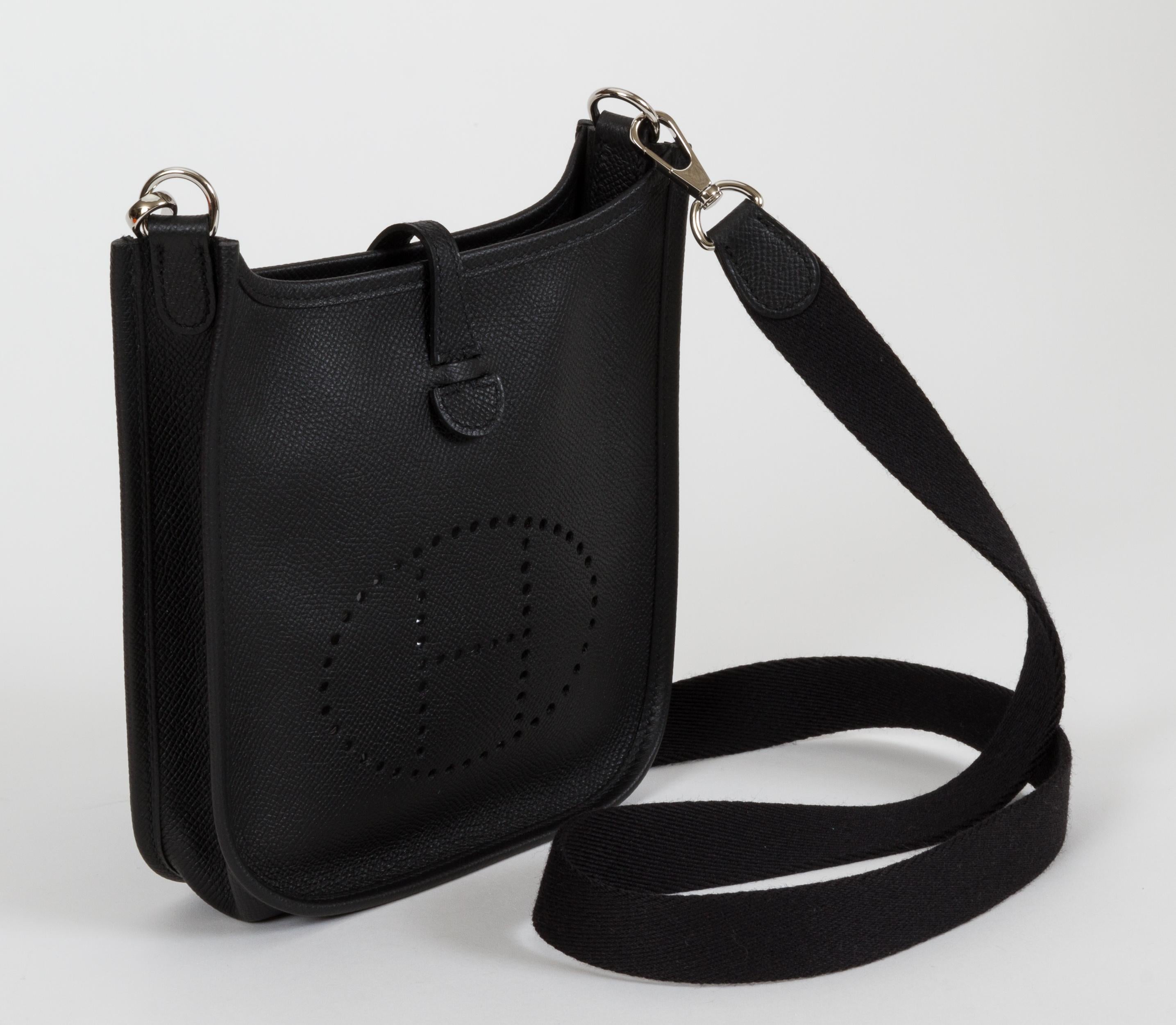 Hermes Mini Evelyne Black Epsom Bag In New Condition In West Hollywood, CA