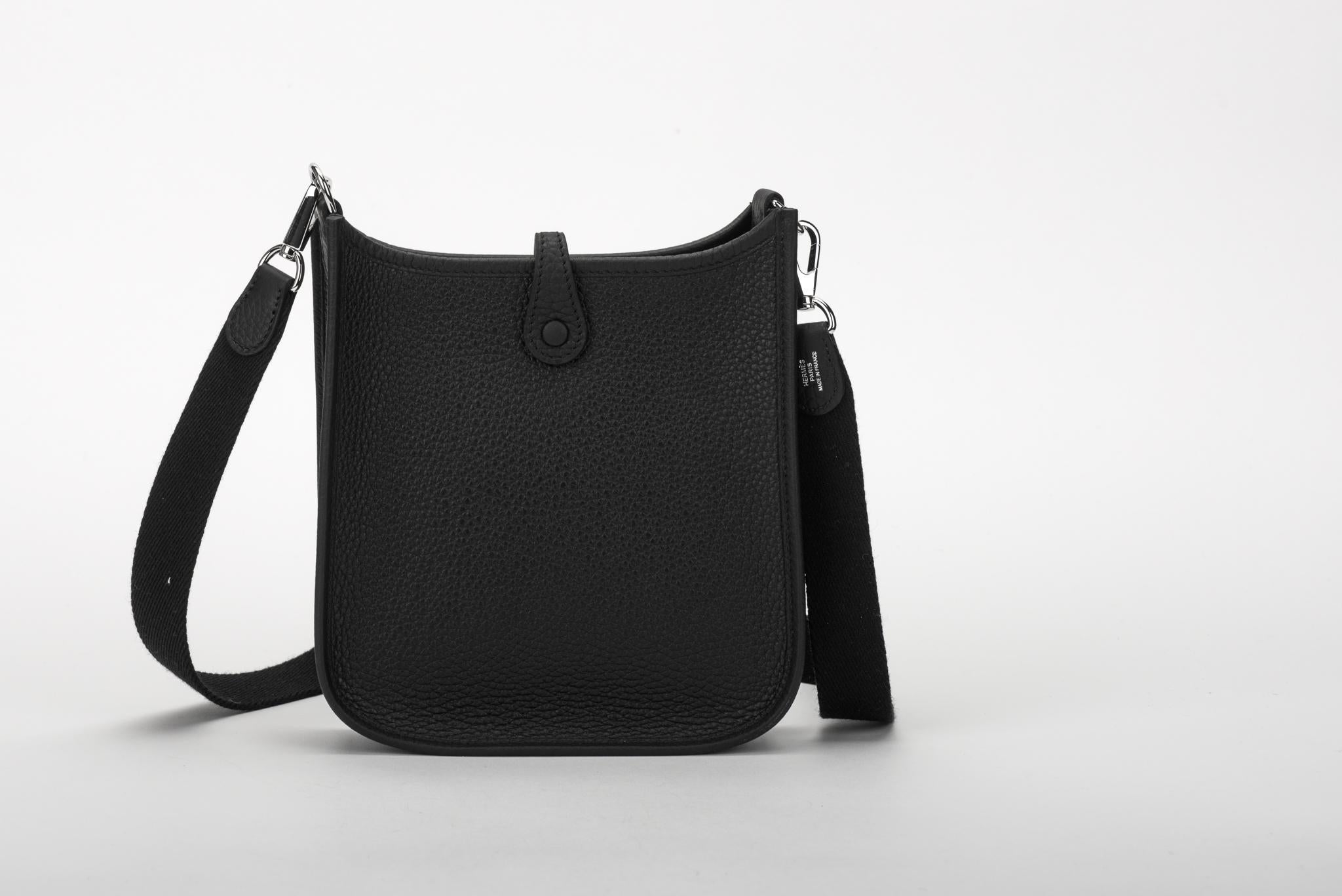 New Hermes Black Clemence Mini Evelyne Bag Neuf à West Hollywood, CA