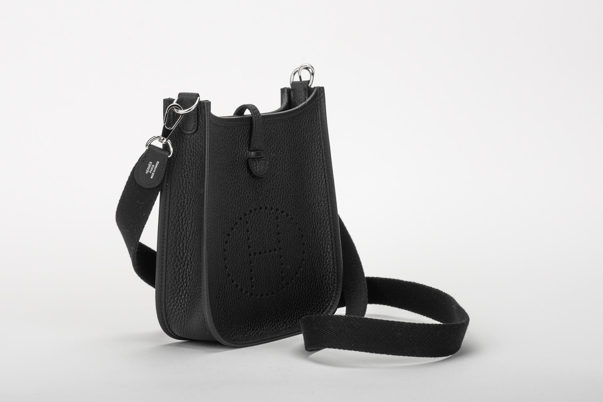  New Hermes Black Clemence Mini Evelyne Bag Pour femmes 