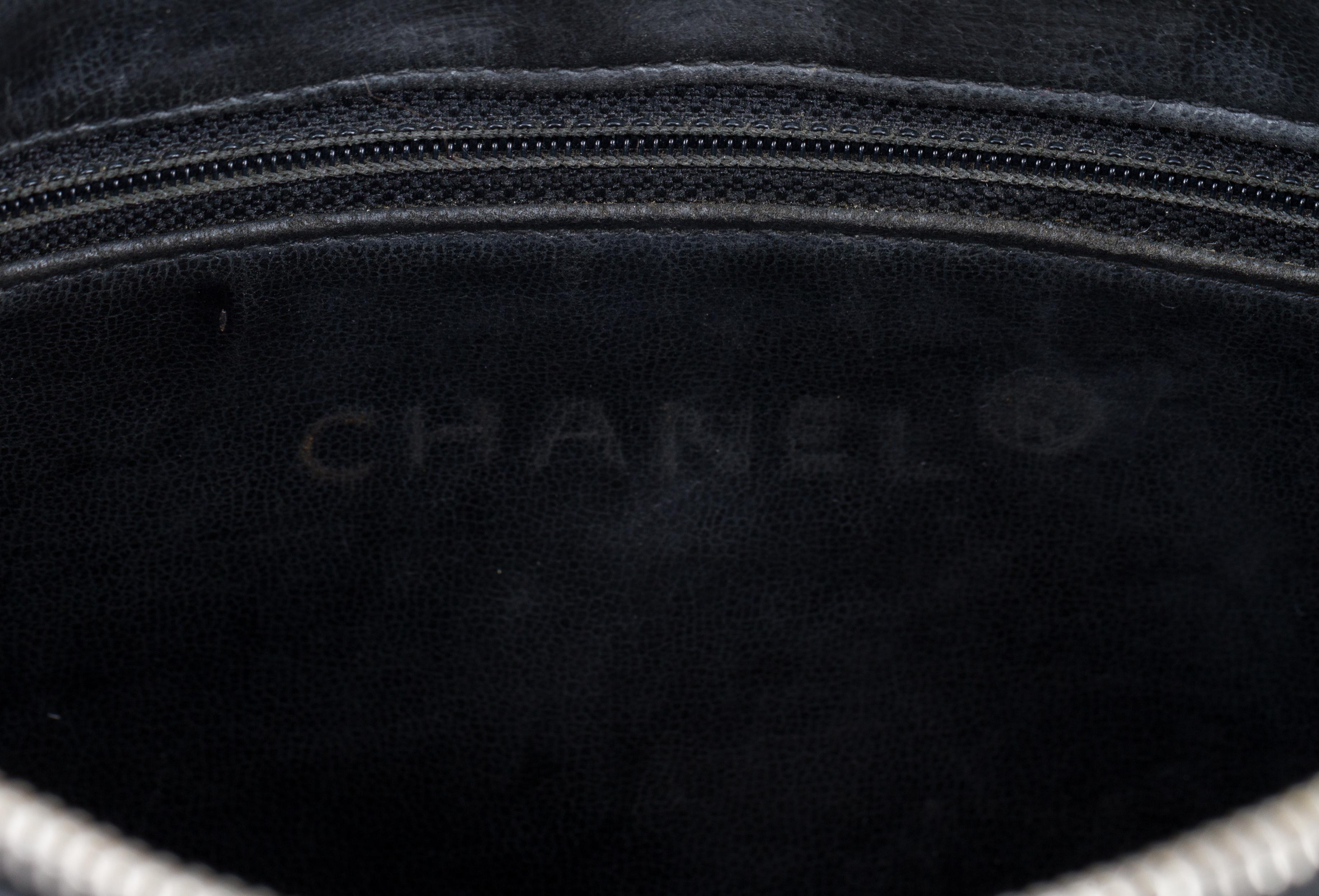 Vintage 90's Chanel Caviar Black Gold Tote Bag 8