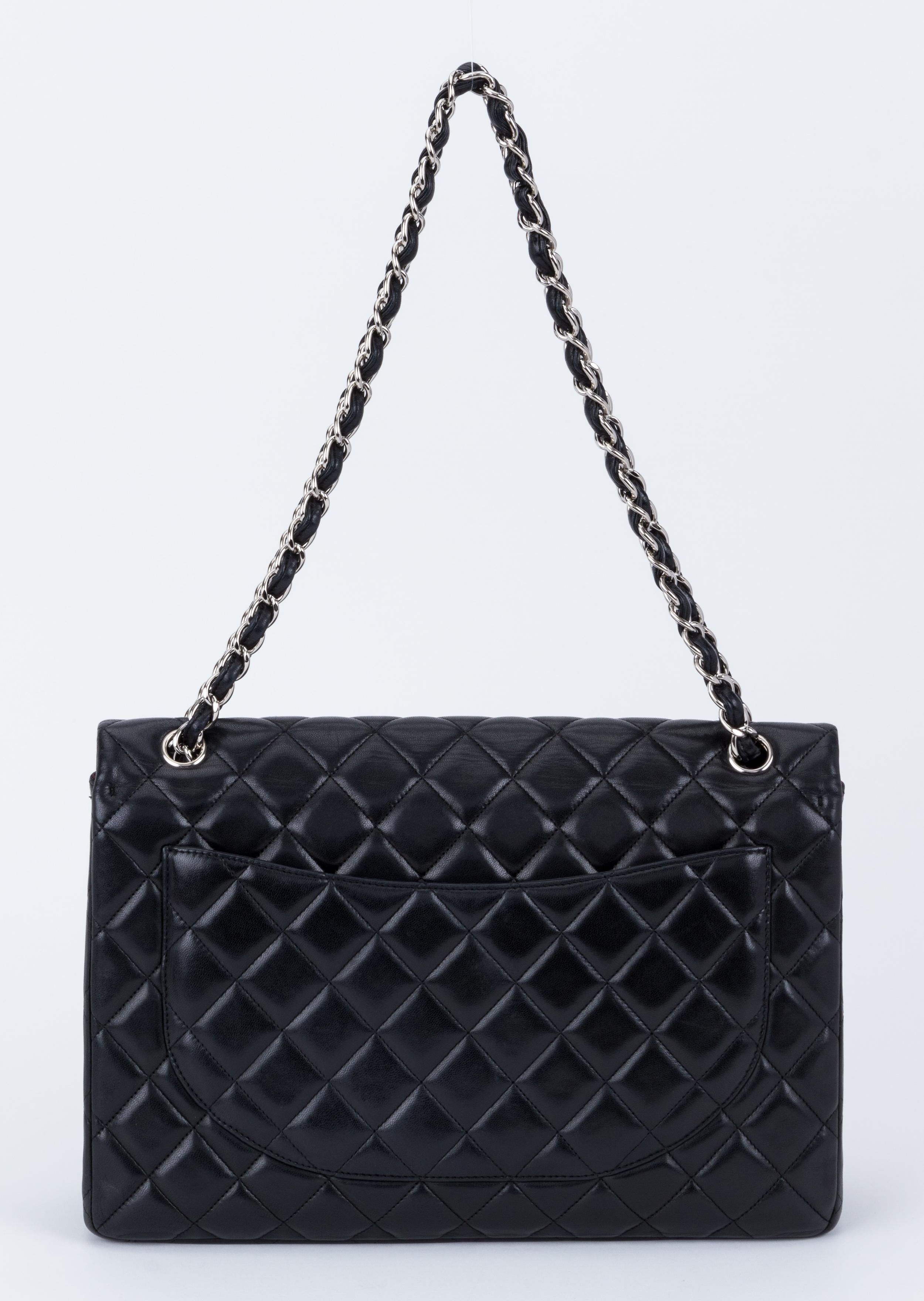 Chanel Black Maxi Single Classic Flap (Schwarz)