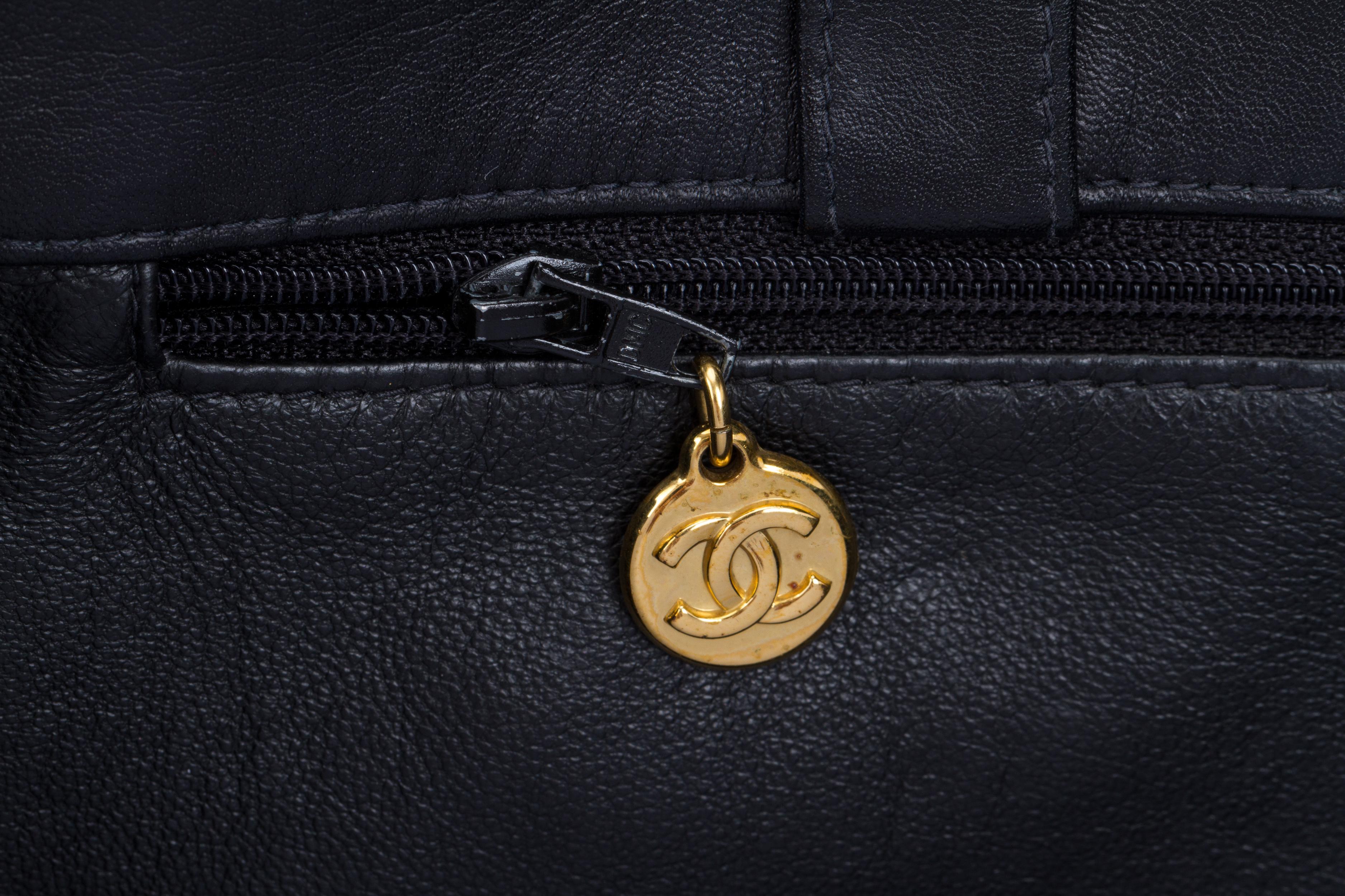 1990's Vintage Chanel Black Shopper Bag With Chains 3