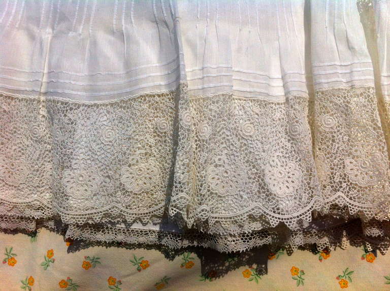 Women's Magnificent french belle époque lace petticoat For Sale