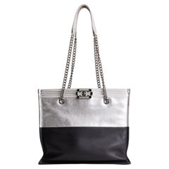 CHANEL Large Bicolor Metallic Goatskin & Calfskin Boy Tote