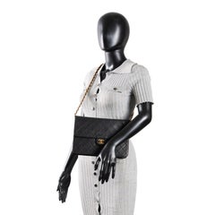 CHANEL Vintage Push Lock Single Flap