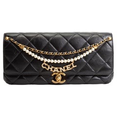 CHANEL Pearl Chain Flap Clutch - Black