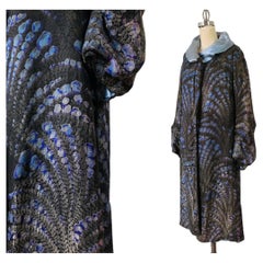 1920s Flapper Opera Coat / 20s Geometric Print Metallic Lamé / Satin Collar