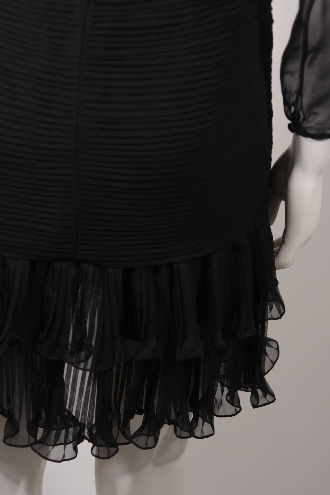 Oscar De La Renta Black Silk Chiffon Cocktail Dress Size 10 For Sale 1