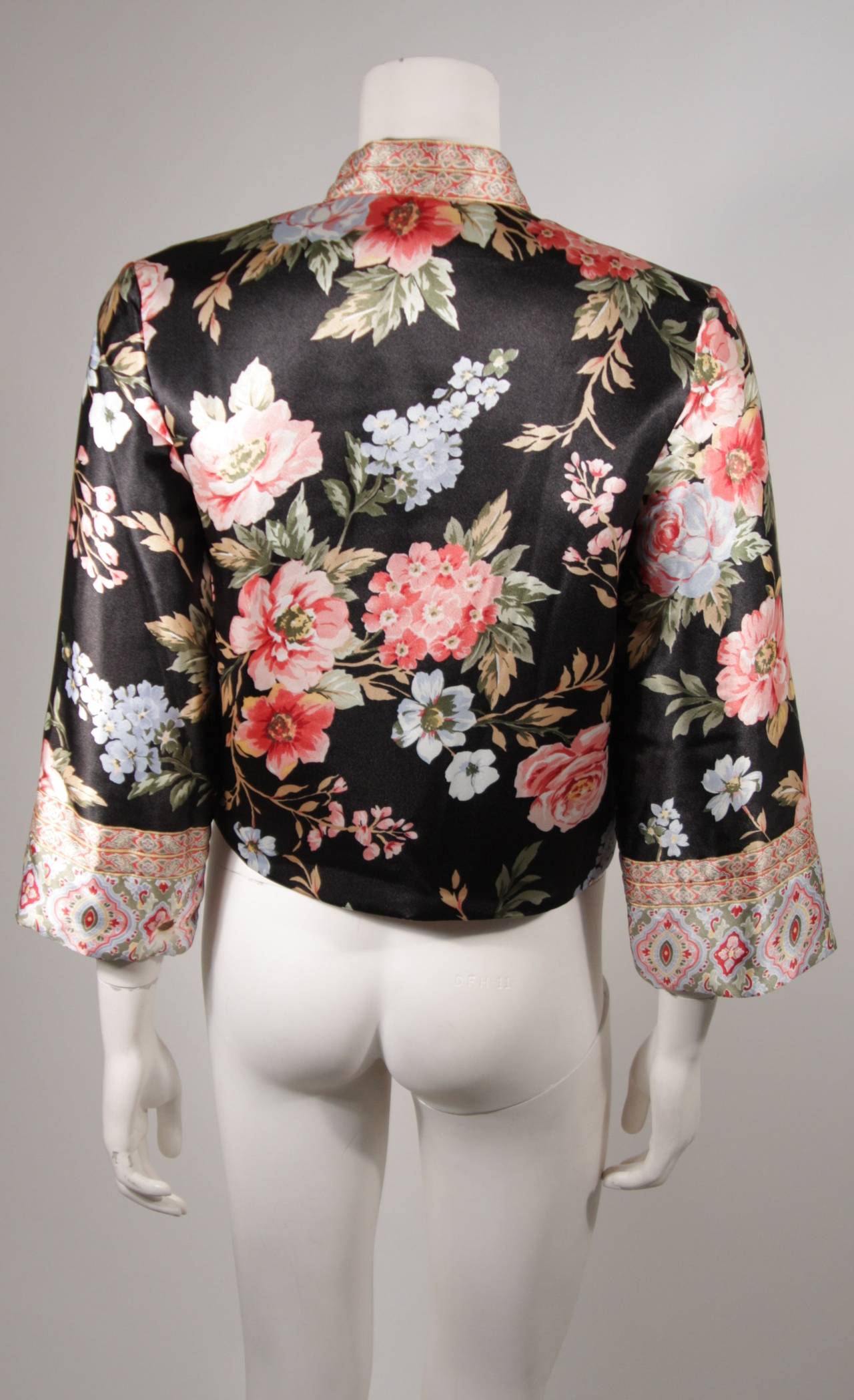 Oscar De La Renta Silk Floral Tie Front Puff Jacket 1